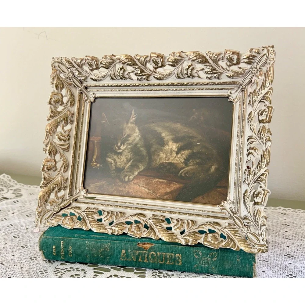 N/A ornate vintage